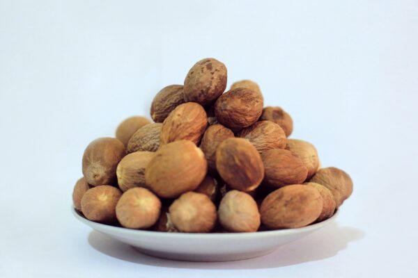 Nutmeg Whole without Shell