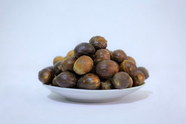 Nutmeg Whole with Shell